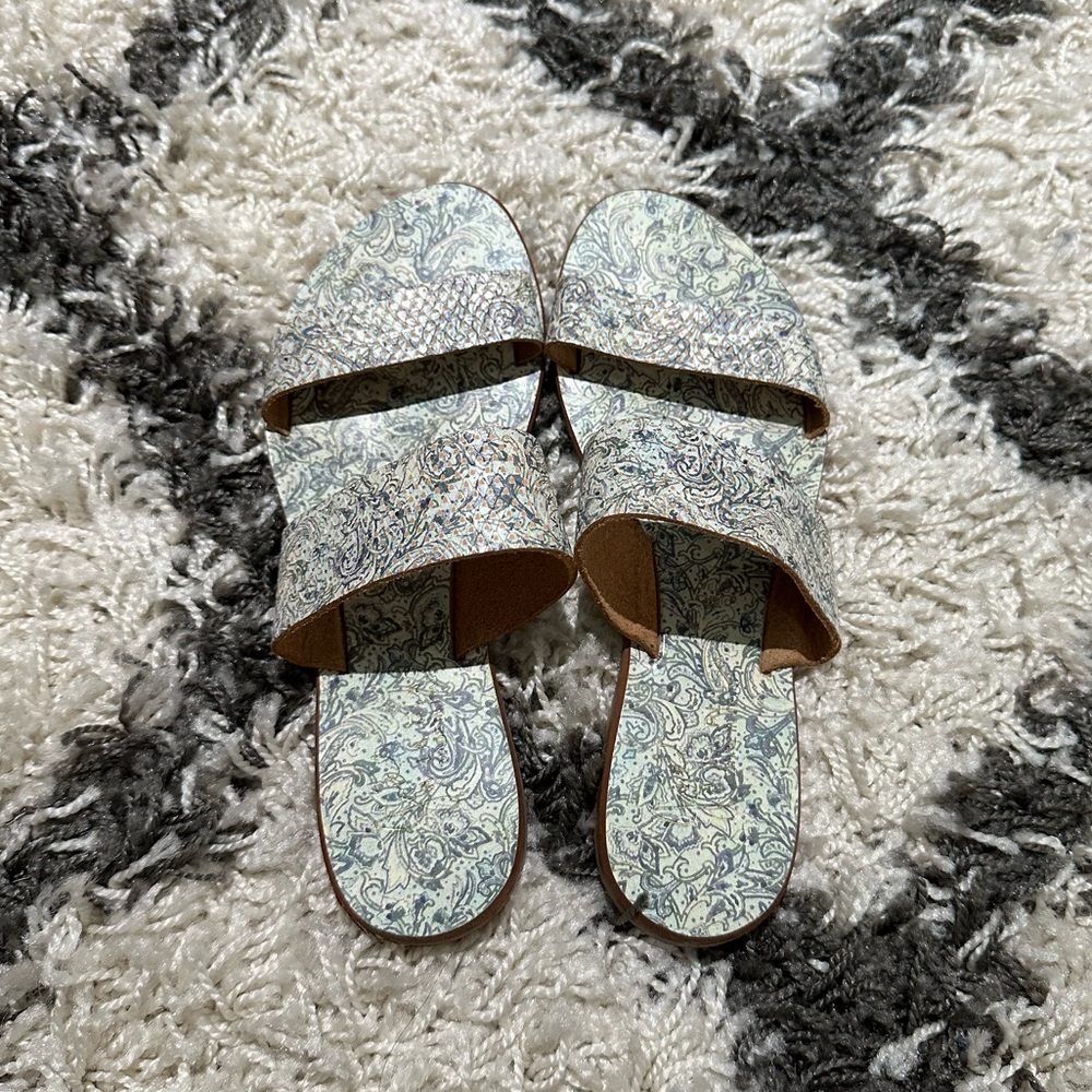 Joie a là Plage Blue Paisley Sable Sandal